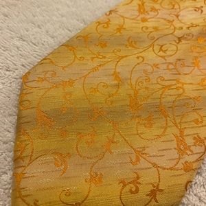 Brand New Super Stylish Tie By STEVE LAND